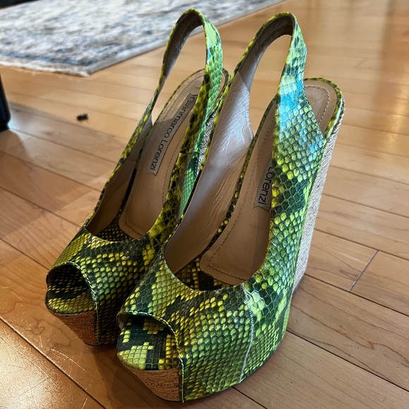 Italian wedges - Picture 1 of 5